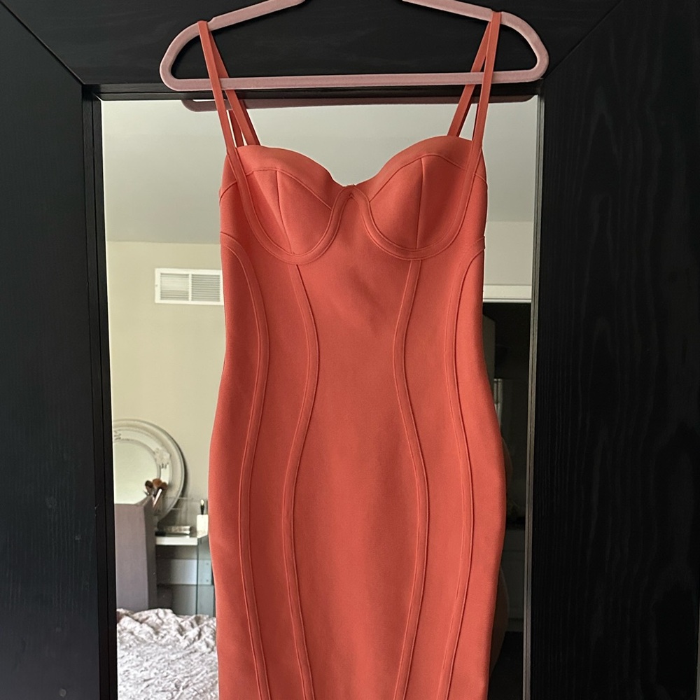 Boohoo body con Dress!